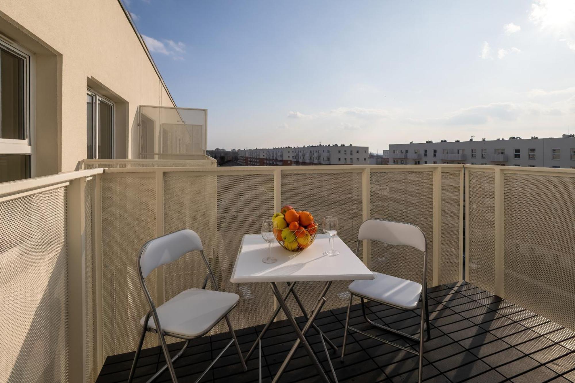 Modern Studios Wroblewskiego With Balcony And Free Parking By Noclegi Renters Łódź Kültér fotó